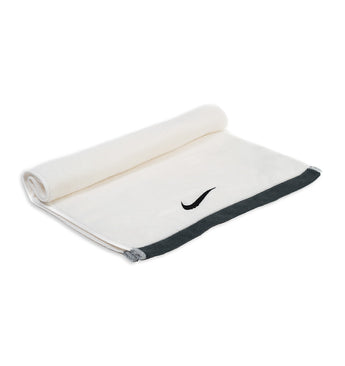 Nike Fundamental Towel - Medium - White/Black - 2