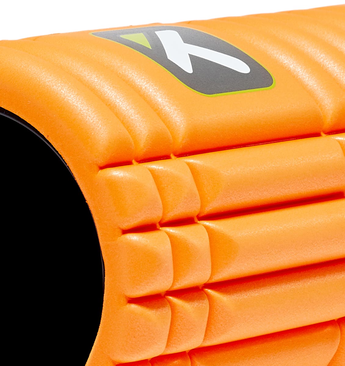 TPT3GRDOWS00000 TriggerPoint The Grid 1.0 Foam Roller Orange - 45 Degree Angle - Close Up